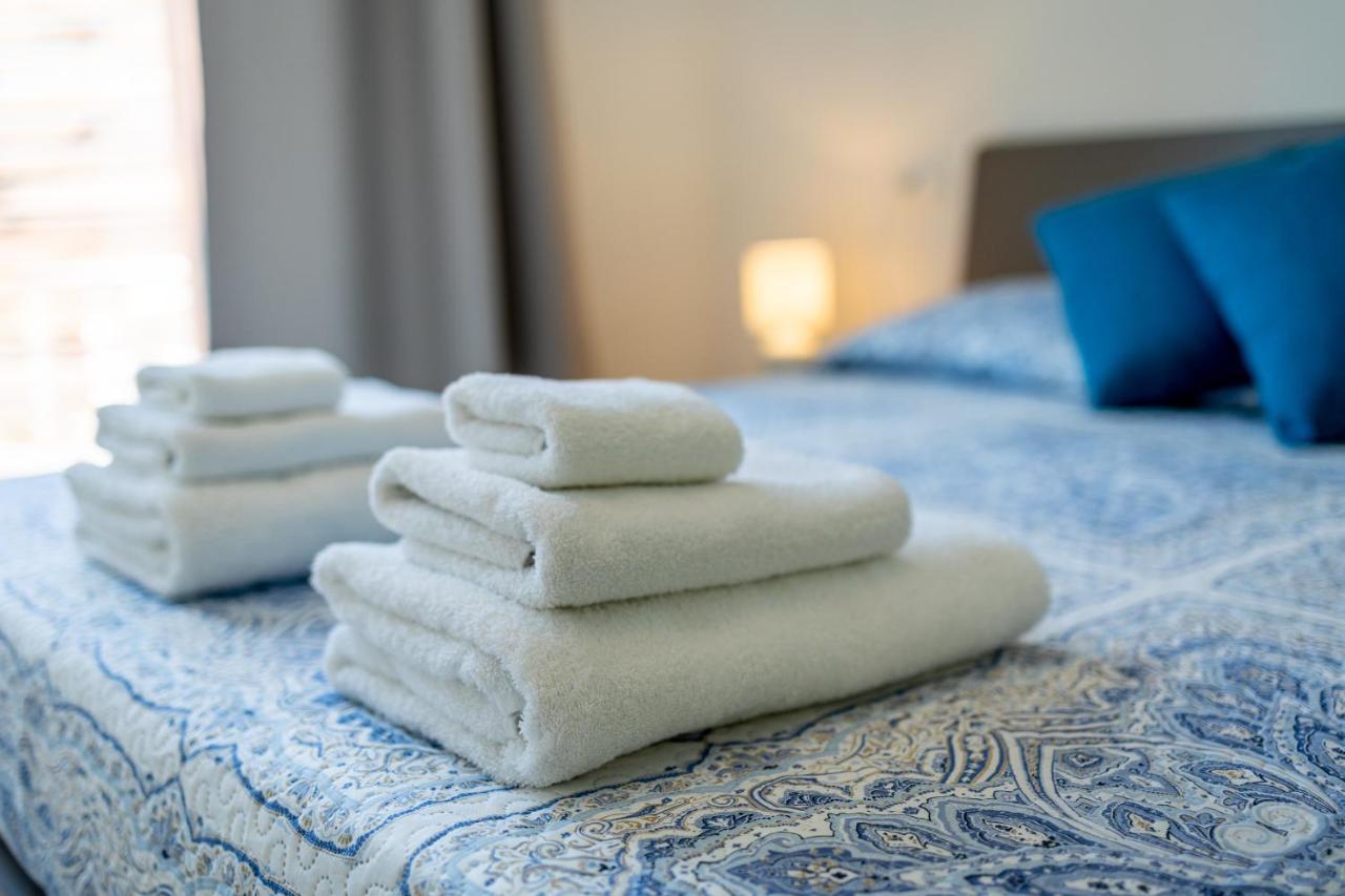 Aregai Marina Exclusive Seaside Apartments Santo Stefano al Mare Exteriér fotografie