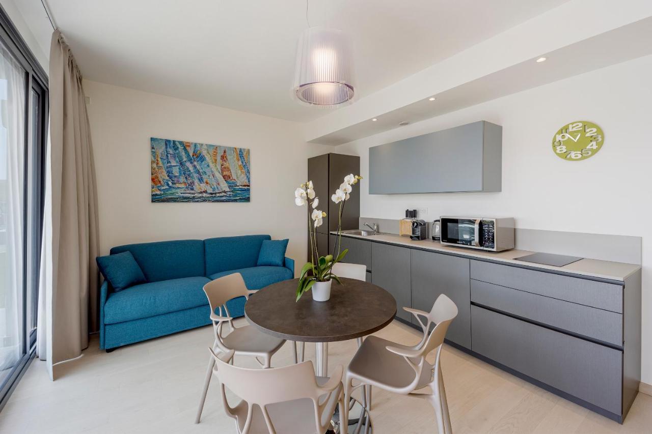 Aregai Marina Exclusive Seaside Apartments Santo Stefano al Mare Exteriér fotografie