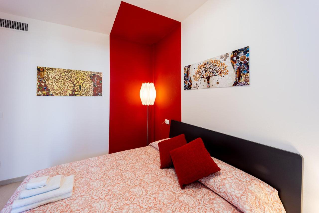 Aregai Marina Exclusive Seaside Apartments Santo Stefano al Mare Exteriér fotografie