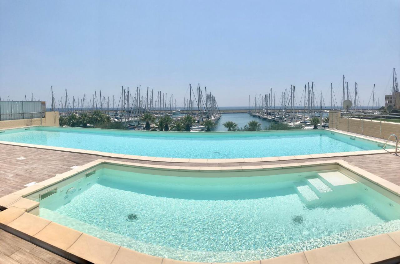 Aregai Marina Exclusive Seaside Apartments Santo Stefano al Mare Exteriér fotografie