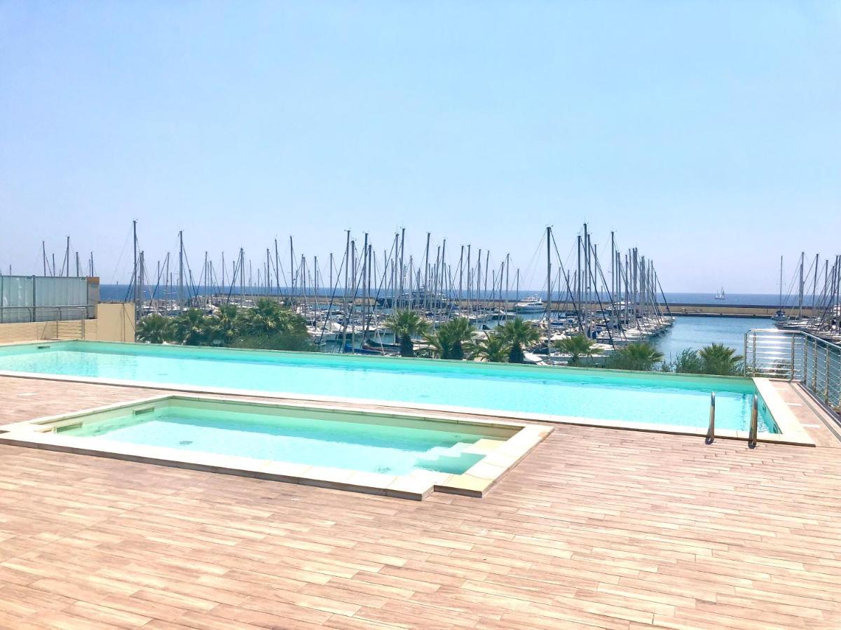 Aregai Marina Exclusive Seaside Apartments Santo Stefano al Mare Exteriér fotografie